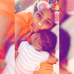 Meet your Posher, Asha